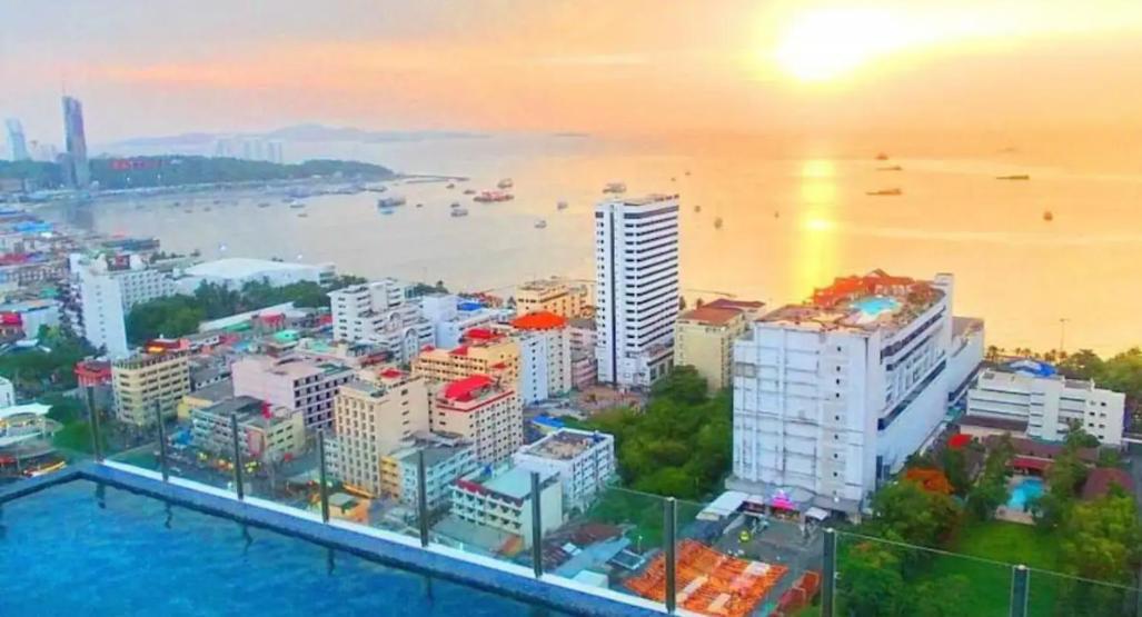 Central Pattaya - Sea View Large Balcony Condo With Infinity Pool Ngoại thất bức ảnh