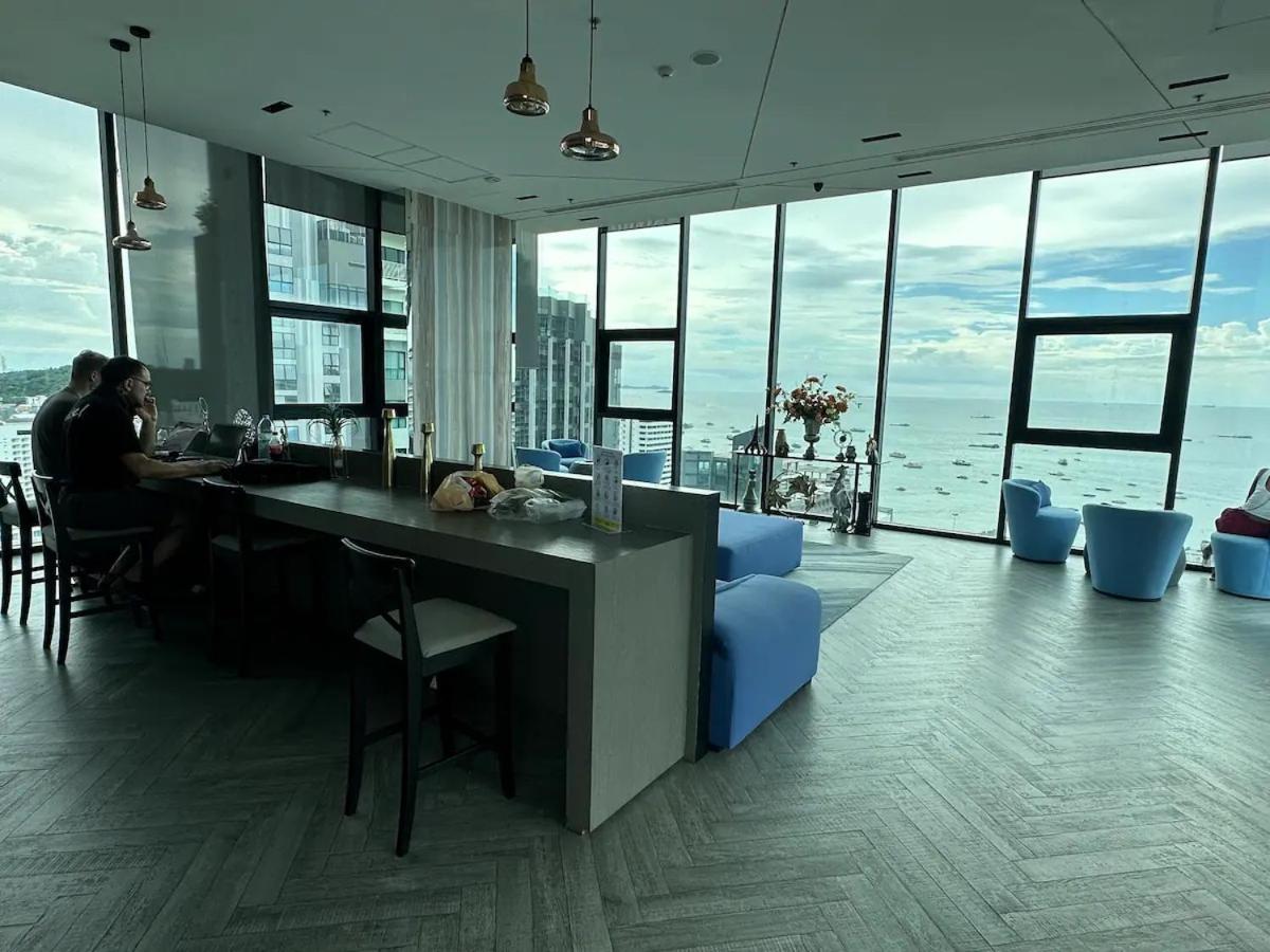Central Pattaya - Sea View Large Balcony Condo With Infinity Pool Ngoại thất bức ảnh